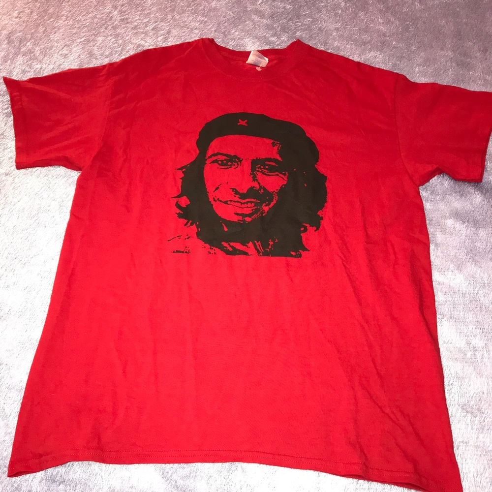 🍃  large Red Che Guevara Shirt ☘️